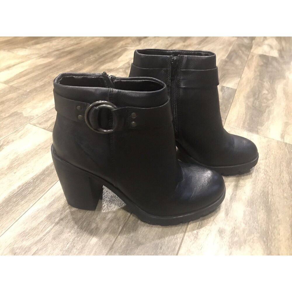 NEW W/Tag Crevo/Belk Women’s Black Leather Zip Up Ankle Boots Size 7.5 - Picture 2 of 10